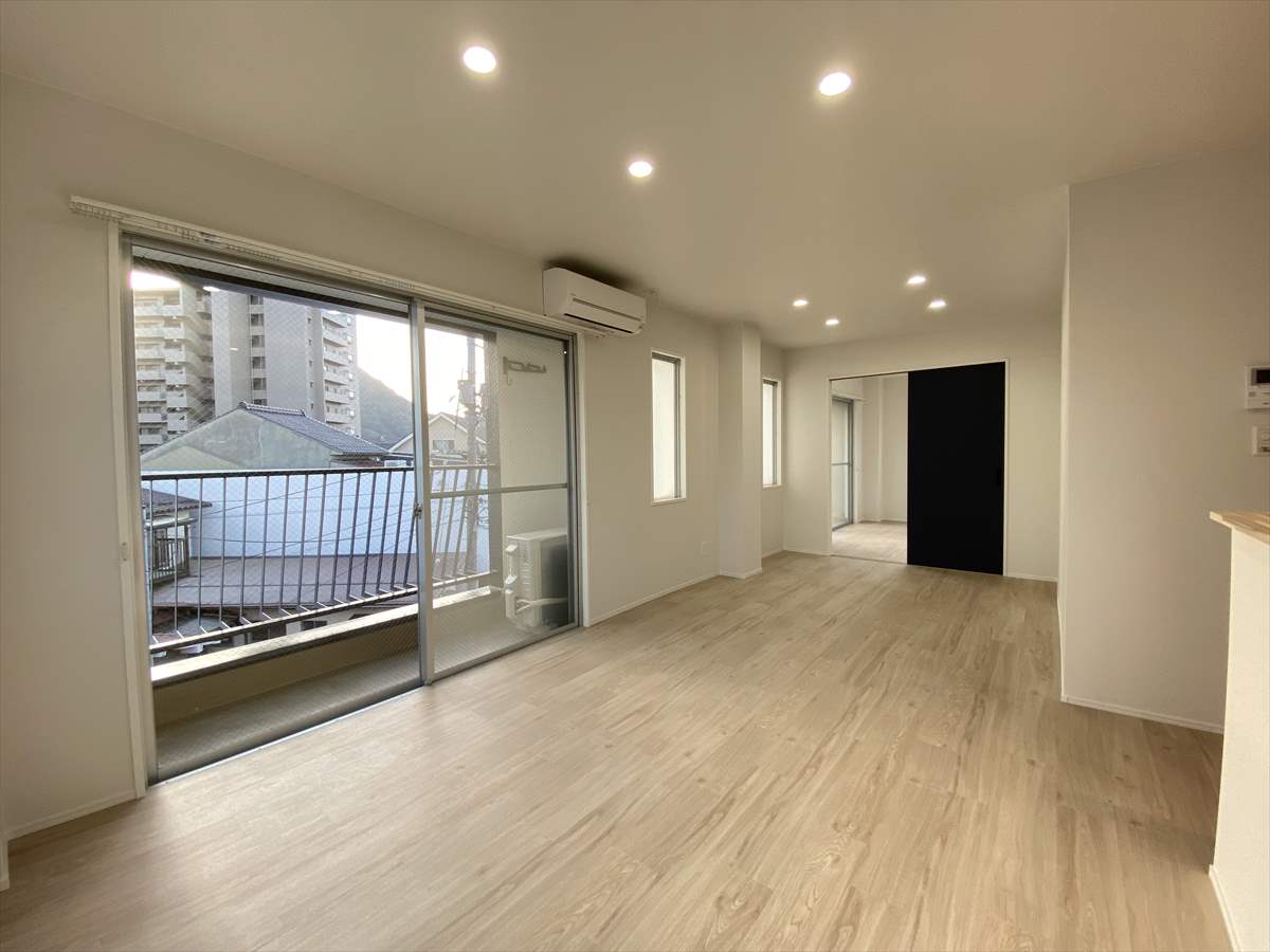 鳥取県鳥取市田園町4丁目 エイト 1LDK、2LDK賃貸アパート