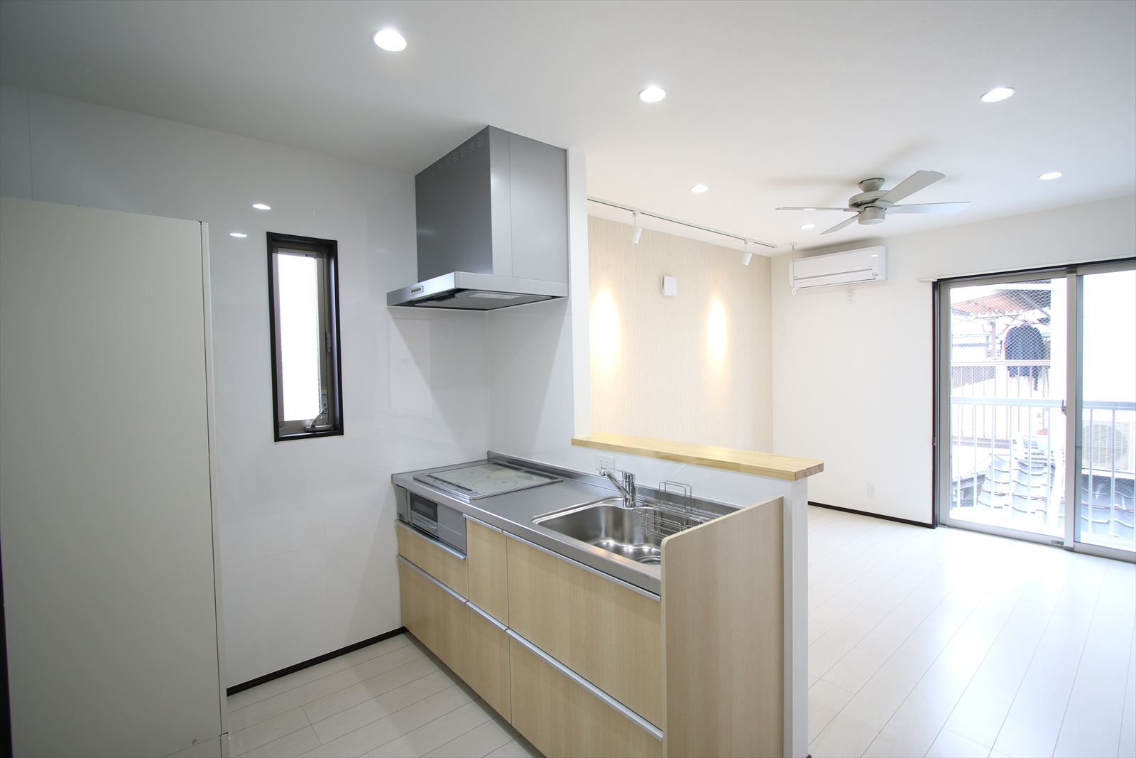 湖山町北6丁目 モコ 1LDK学生向け賃貸アパート